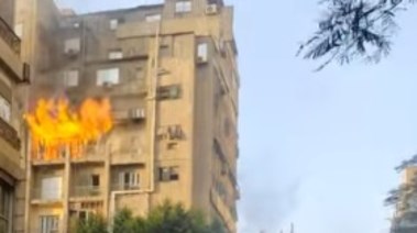 جانب من الحريق