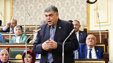  رئيس لجنة الصحة بالمجلس، الدكتور أشرف حاتم