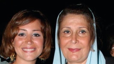 منة شلبي ووالدتها