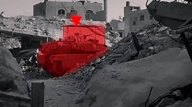 مركبة إسرائيلية في خانيونس