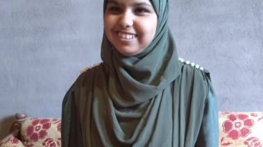 ابتسام محمد فوزى الخامسة على مستوى الجمهورية من ذوى البصيرة فى الشهادة الإعدادية باسوان