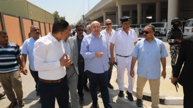 محافظ بني سويف يتفقد انتظام الخدمة بموقفي ناصر والواسطى بمجمع المواقف الجديد 
