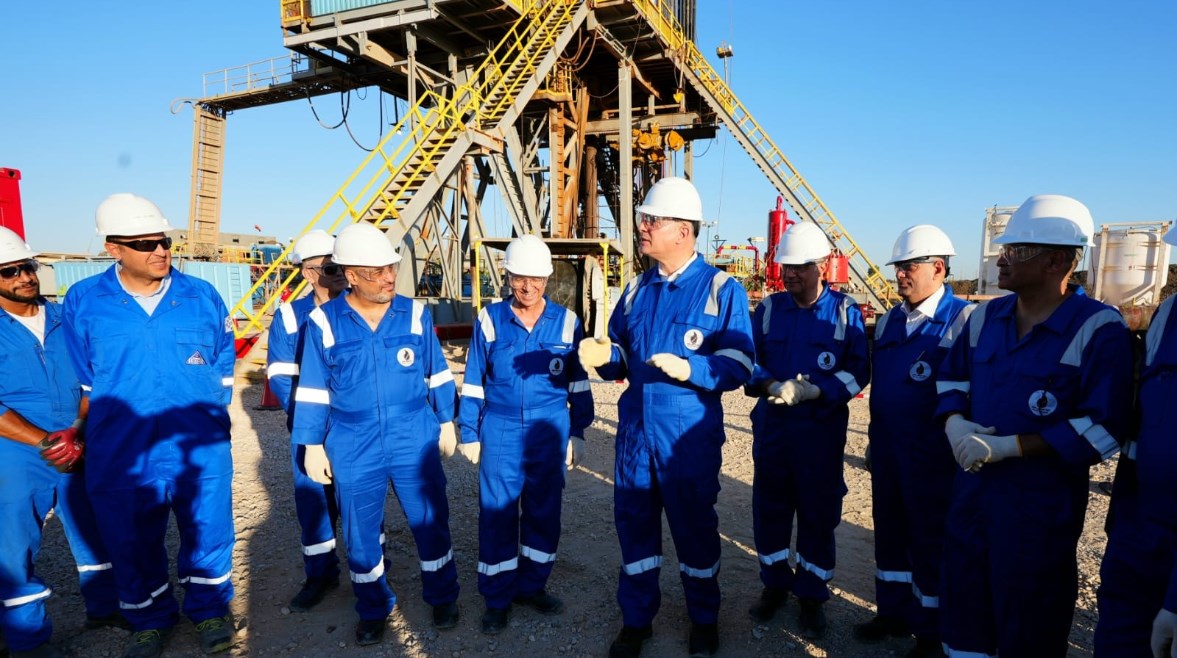 وزير البترول المهندس كريم بدوي وزير البترول المهندس كريم بدوي
