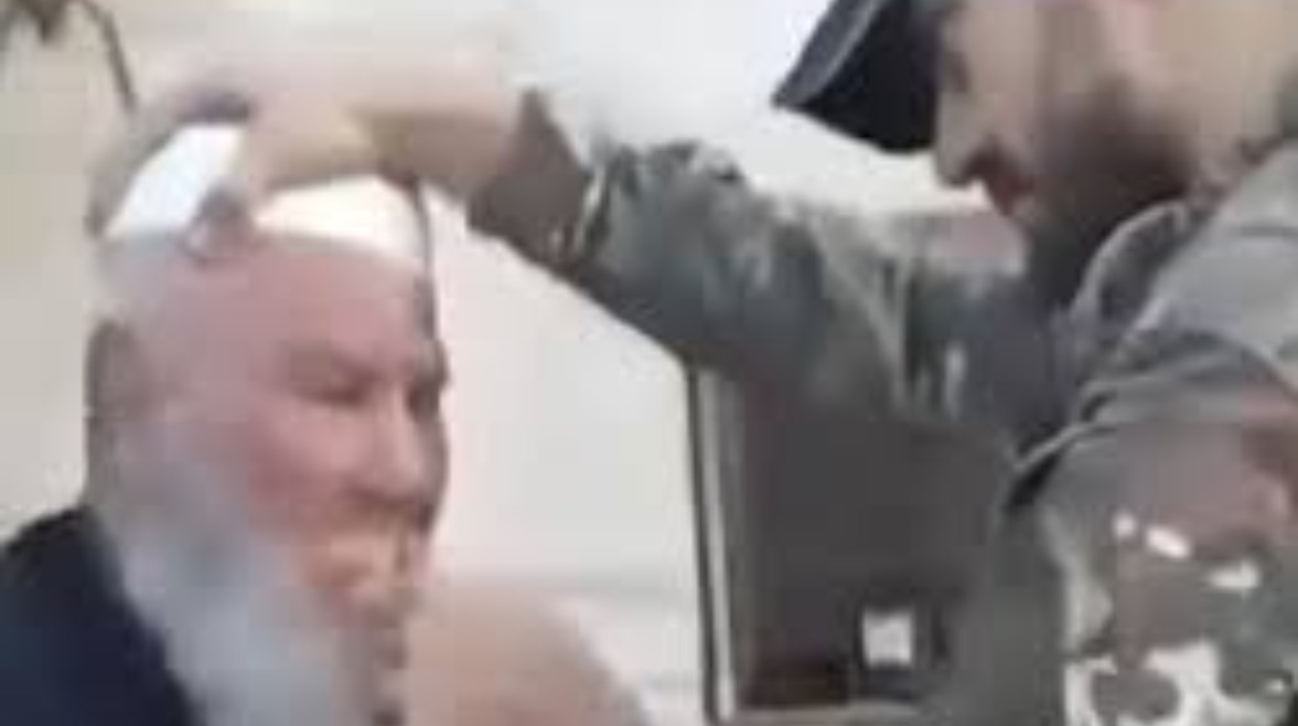 قص الشوارب في السويداء قص الشوارب في السويداء