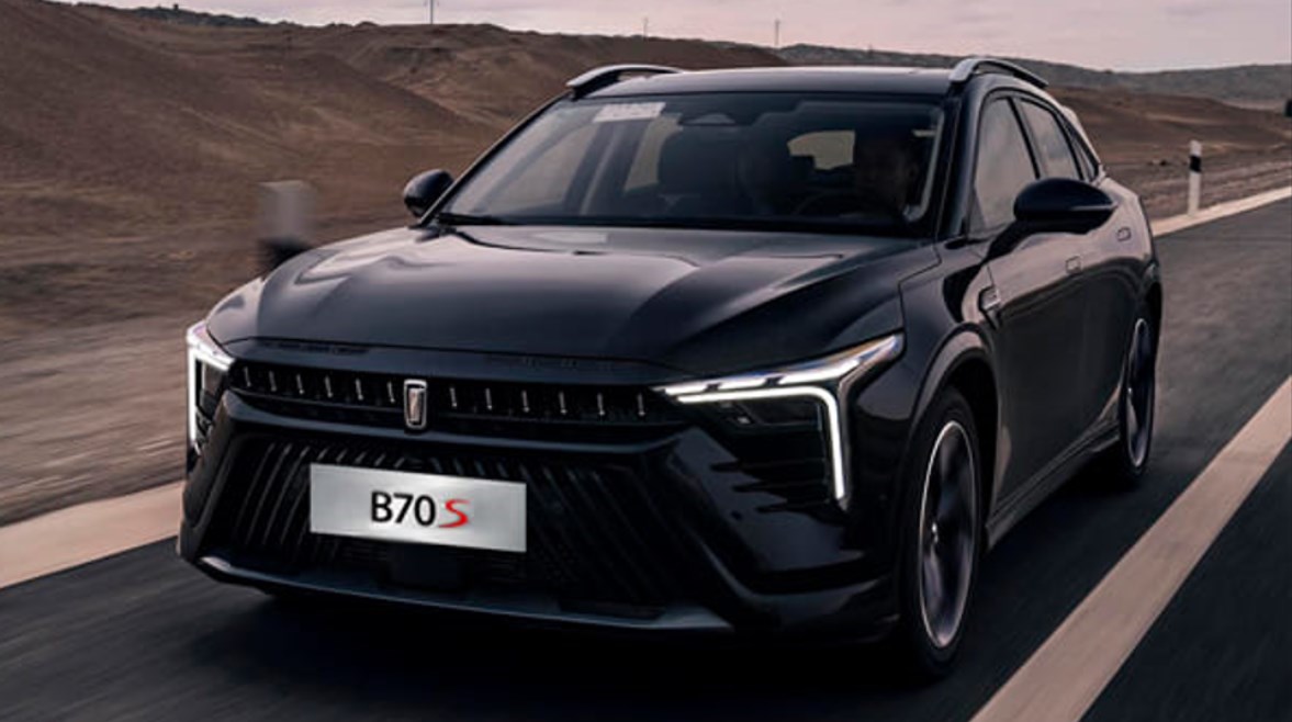 سيارة بيستيون B70S موديل 2025 سيارة بيستيون B70S موديل 2025
