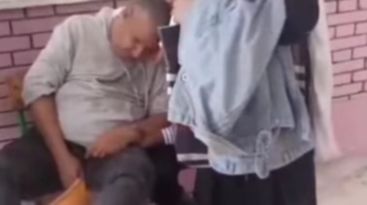 مدرس الخليفة المتوفى