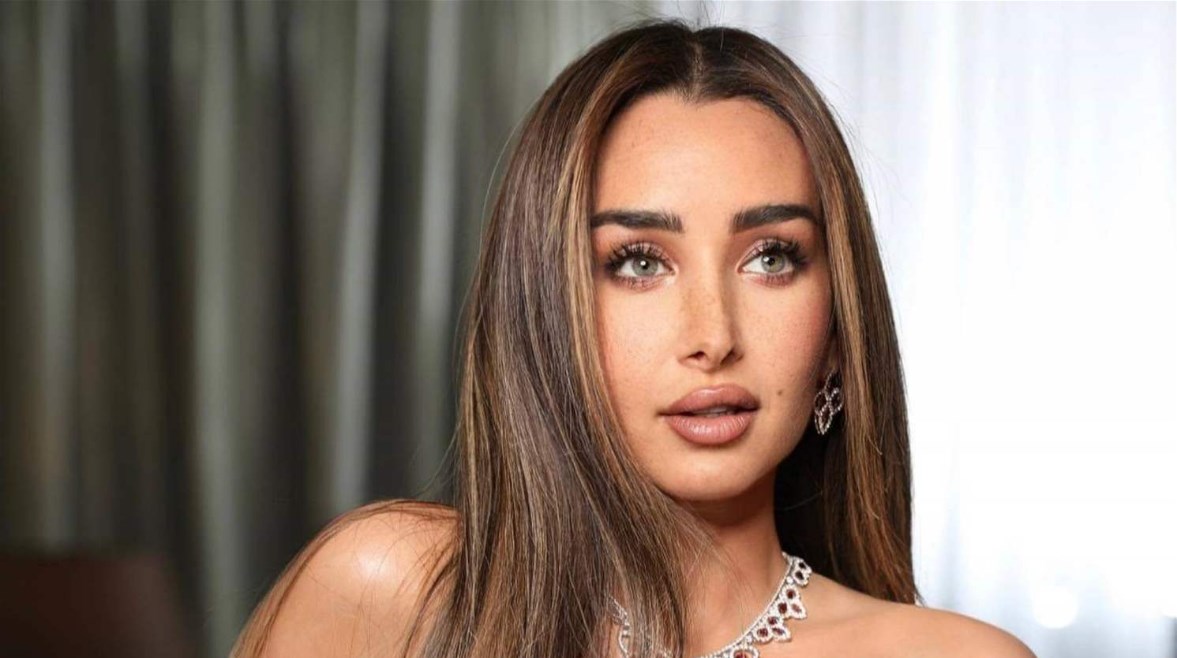 هنا الزاهد