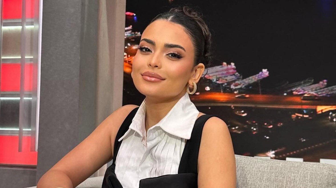 أسماء جلال أسماء جلال