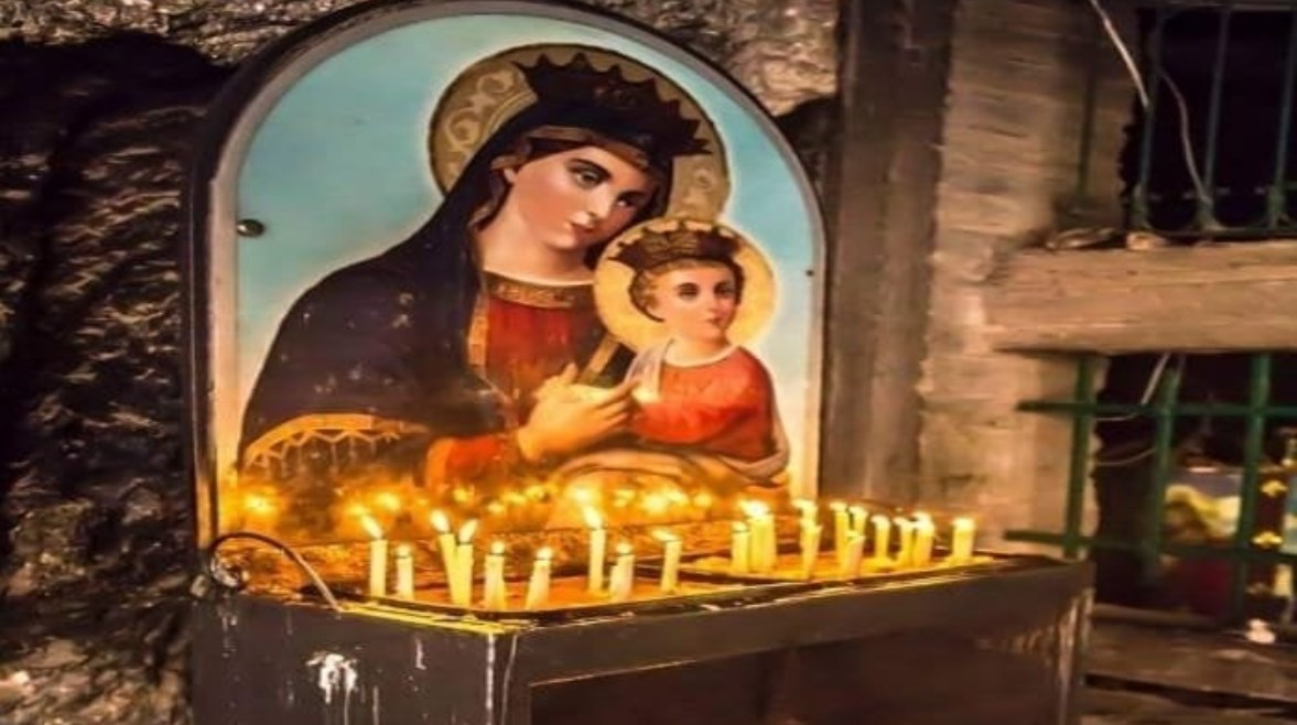 أيقونة السيدة العذراء أيقونة السيدة العذراء