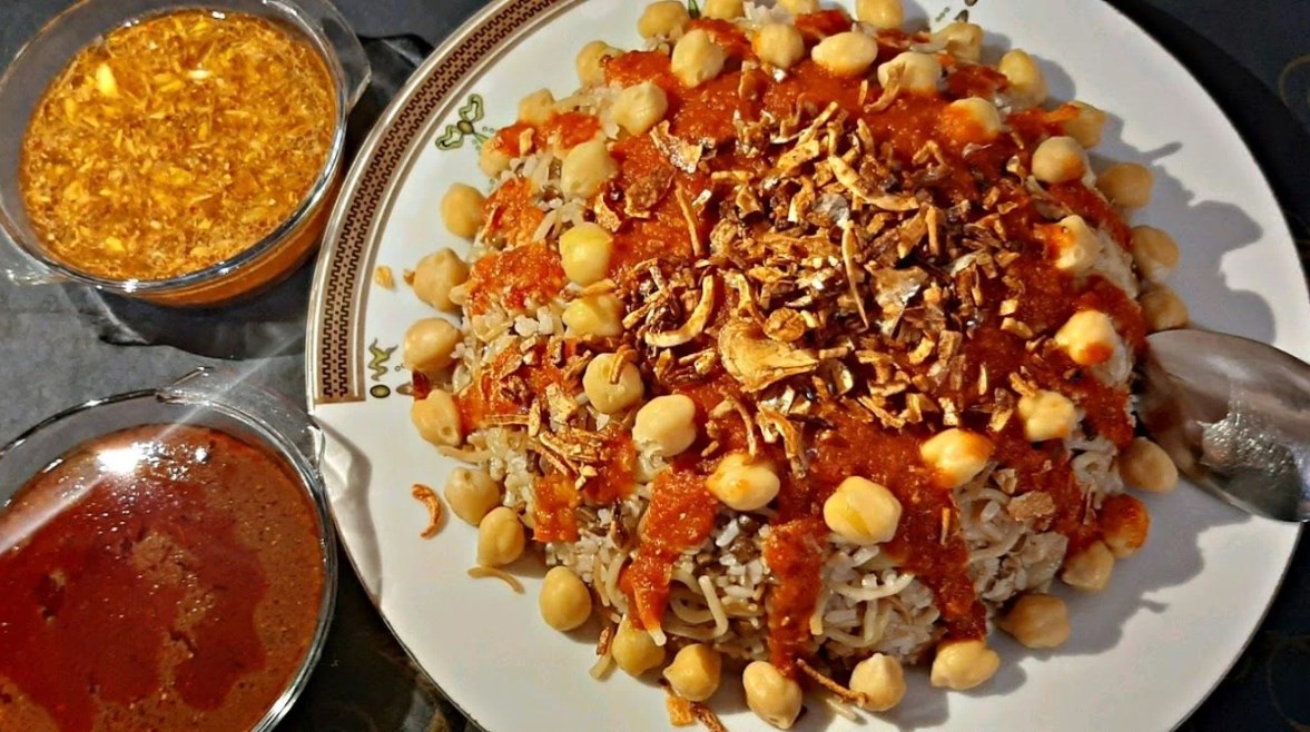 الكشري من أشهر الأطباق الشعبية في مصر الكشري من أشهر الأطباق الشعبية في مصر
