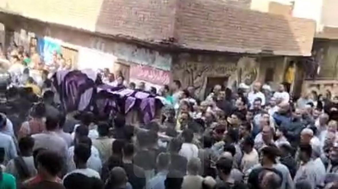 أهالي شبرا هارس بالقليوبية يشيعون جثامين شهداء لقمة العيش أهالي شبرا هارس بالقليوبية يشيعون جثامين شهداء لقمة العيش