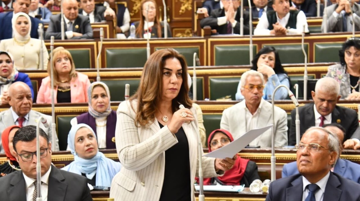  وزيرة التنمية المحلية، منال عوض