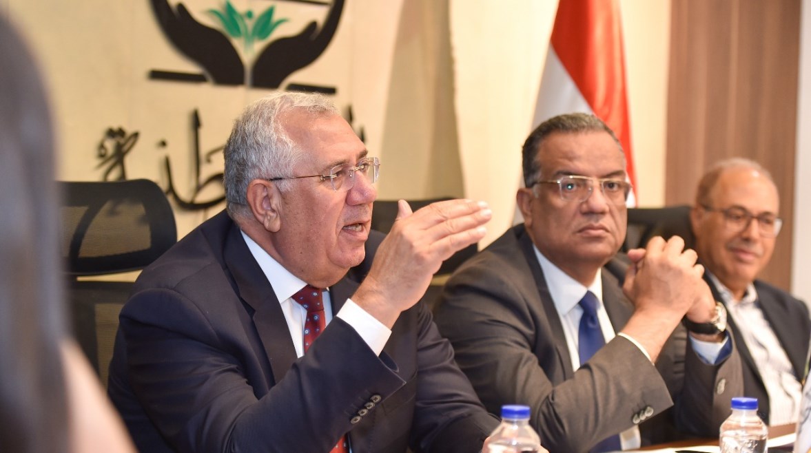 جانب من الاجتماع جانب من الاجتماع
