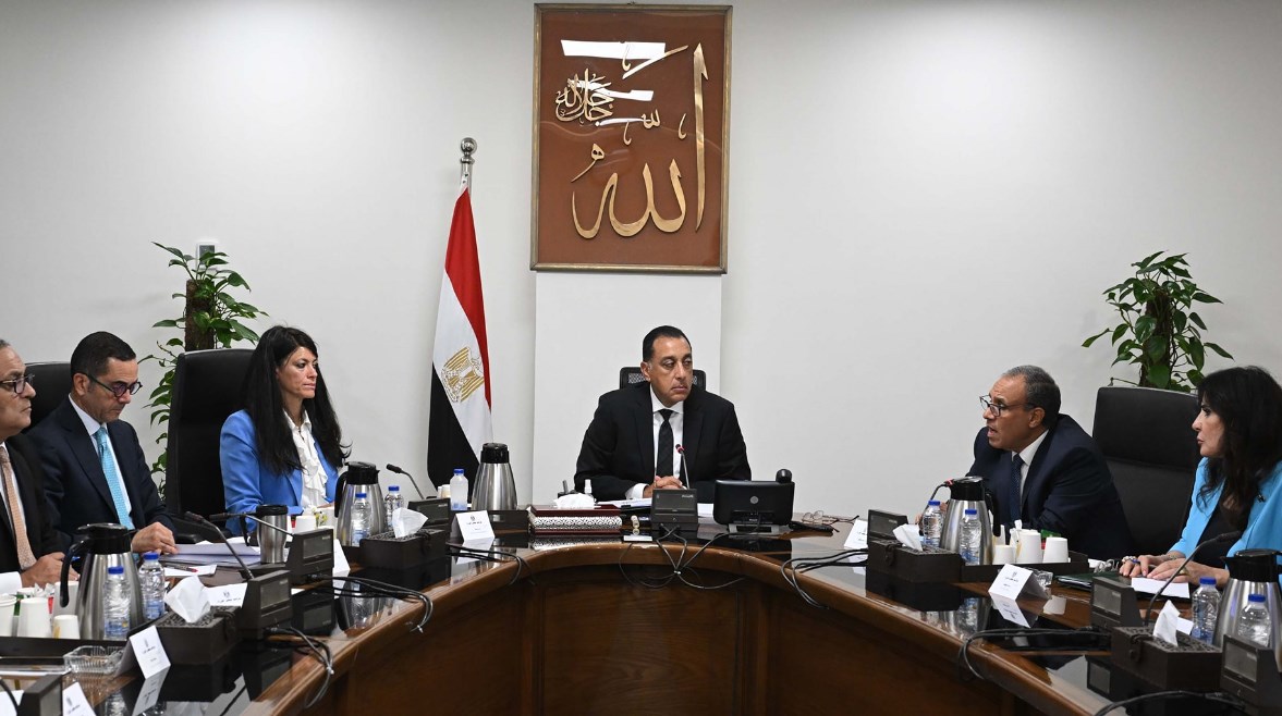 جانب من الاجتماع جانب من الاجتماع