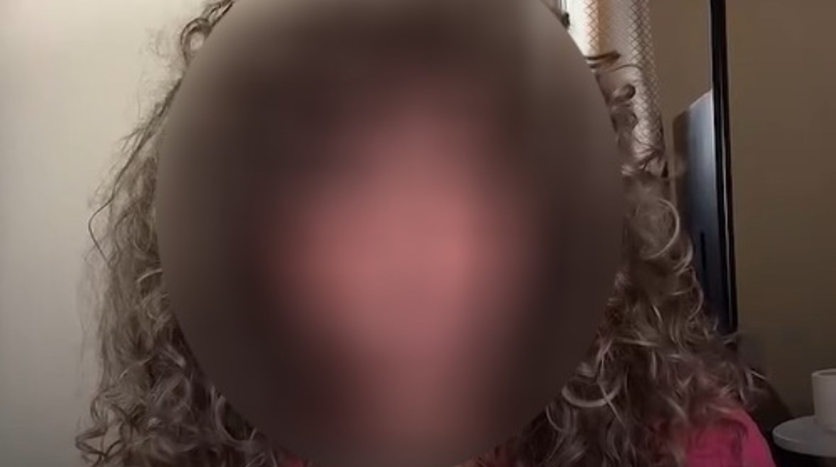 الضحية الضحية