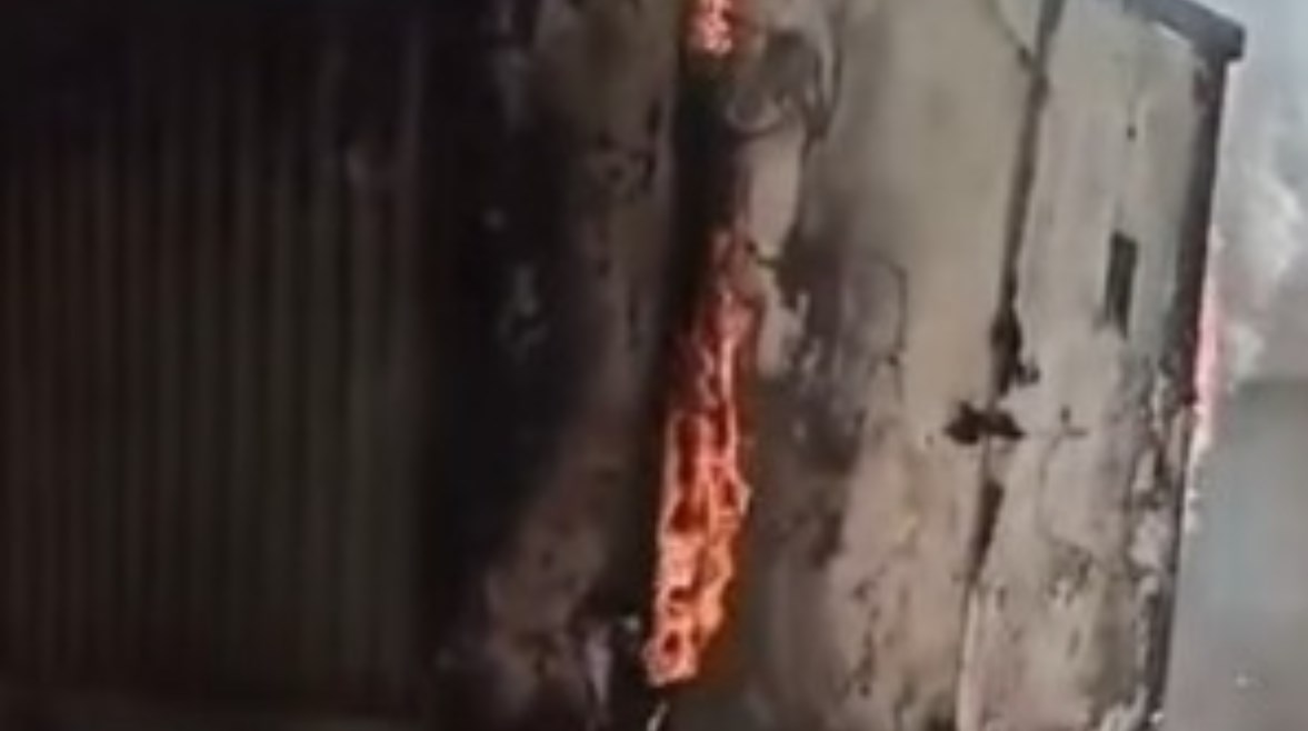 حريق محول كهرباء في الحوامدية حريق محول كهرباء في الحوامدية