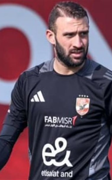 عمر كمال عبد الواحد