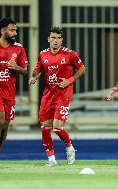 لاعبي الأهلي 