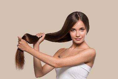 5 فيتامينات سحرية لشعر صحي