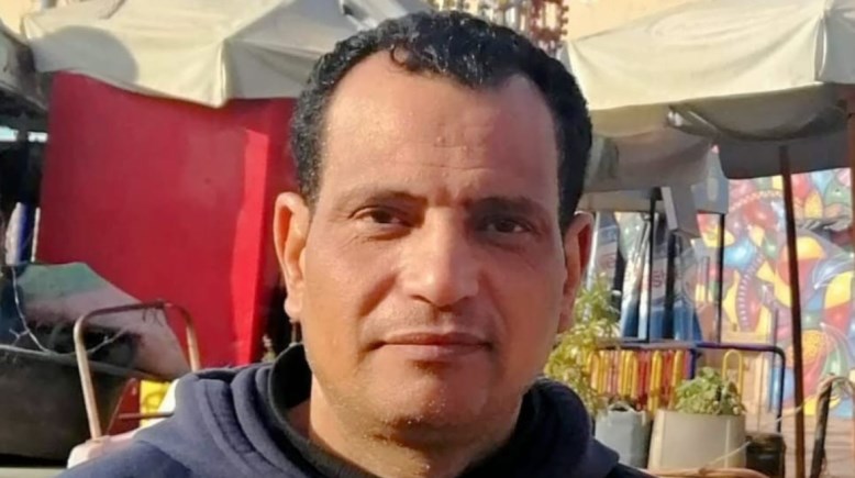 الكاتب