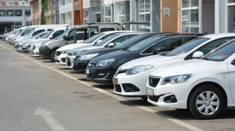 معرض سيارات ــ تعبيرية 