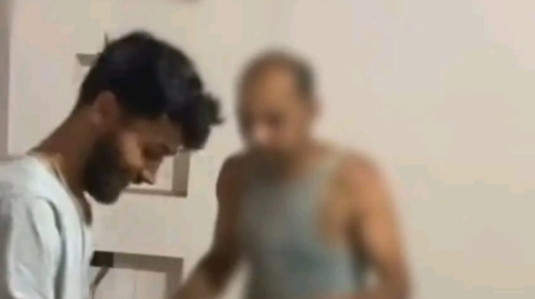 جانب من فيديو الاعتداء المتداول 