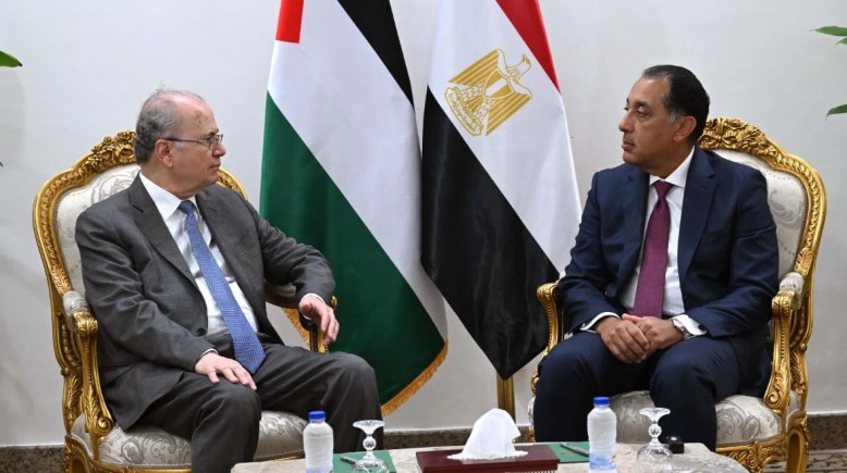رئيس الوزراء، الدكتور مصطفى مدبولي ورئيس وزراء دولة فلسطين، الدكتور محمد مصطفى