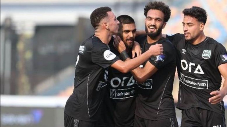 لاعبو فريق زد