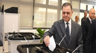 وزير الداخلية يُدلي بصوته في انتخابات مجلس الشيوخ