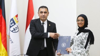 الطالبة أمنية عبدالرحمن الأولي على المدارس التكنولوجية التطبيقية