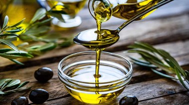 إعلانات زيت الزيتون