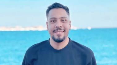 الشاب عمرو كمال