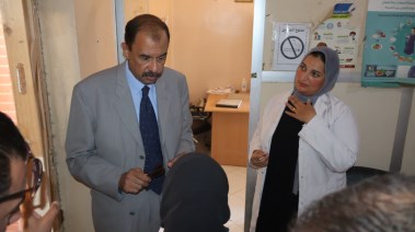 جولة محافظ سوهاج في قرية الحواويش