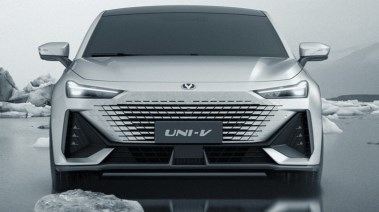 شانجان UNI-V