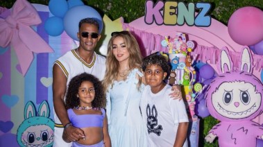 محمد رمضان وزوجته وابنه وابنته