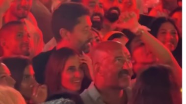 كريم محمود عبد العزيز وزوجته