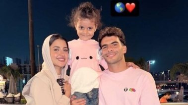 زيزو وزوجته