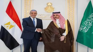 لقاء وزير الخارجية المصري الدكتور بدر عبد العاطي بنظيره السعودي علي هامش مؤتمر التعاون الإسلامي