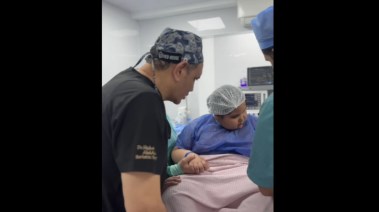 أجرى عملية تكميم معدة لطفلة تبلغ من العمر 9 سنوات