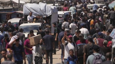 انتظار المساعدات في غزة