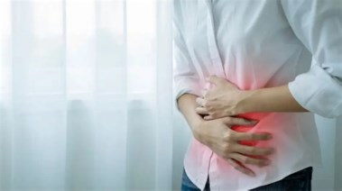 5 أعراض تحذيرية لالتهاب الزائدة الدودية