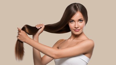 5 فيتامينات سحرية لشعر صحي