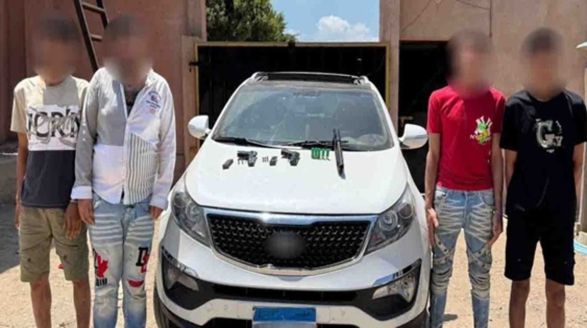 المتهمين