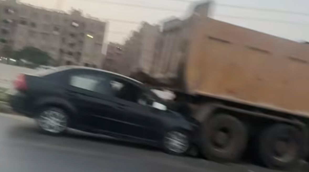 جانب من الحادث جانب من الحادث