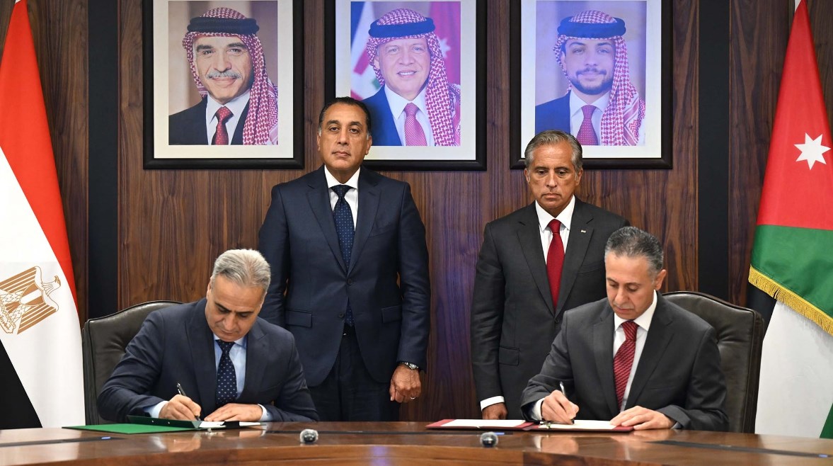 جانب من توقيع 10 وثائق في مجالات تخدم تعزيز التعاون بين مصر والأردن جانب من توقيع 10 وثائق في مجالات تخدم تعزيز التعاون بين مصر والأردن