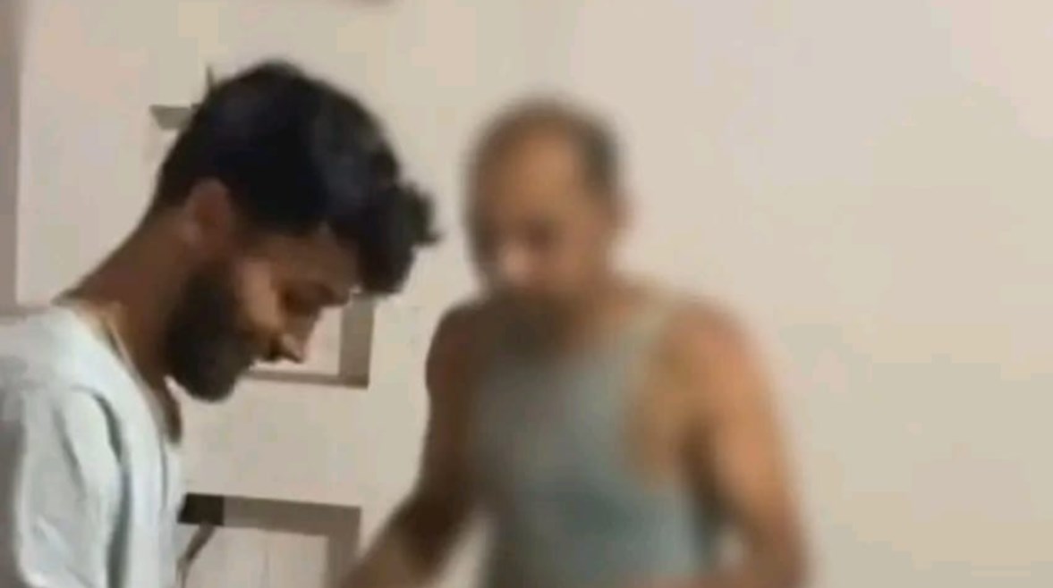جانب من الفيديو 