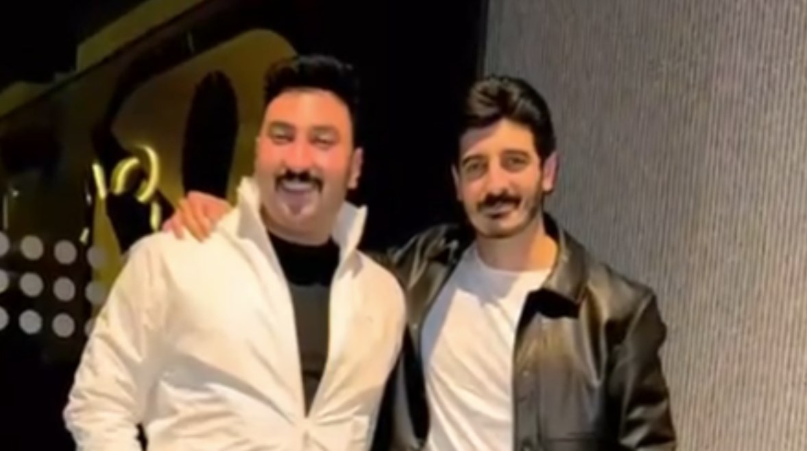البلوجر شاكر ومدير أعماله