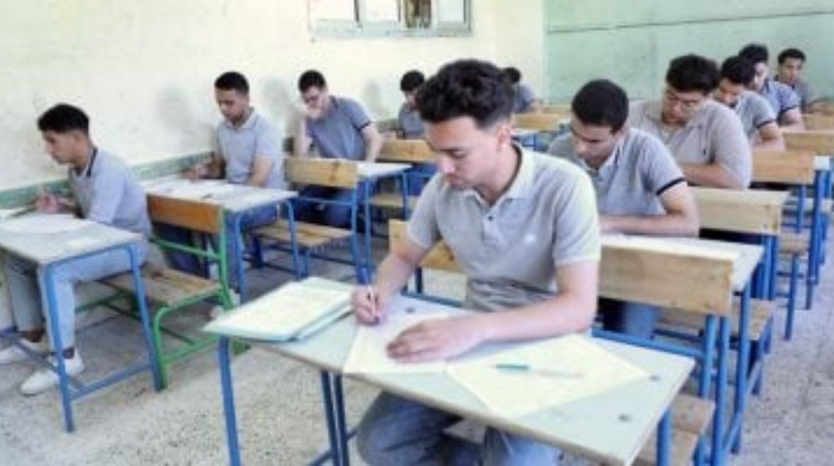 طلاب الشهادة الإعدادية طلاب الشهادة الإعدادية