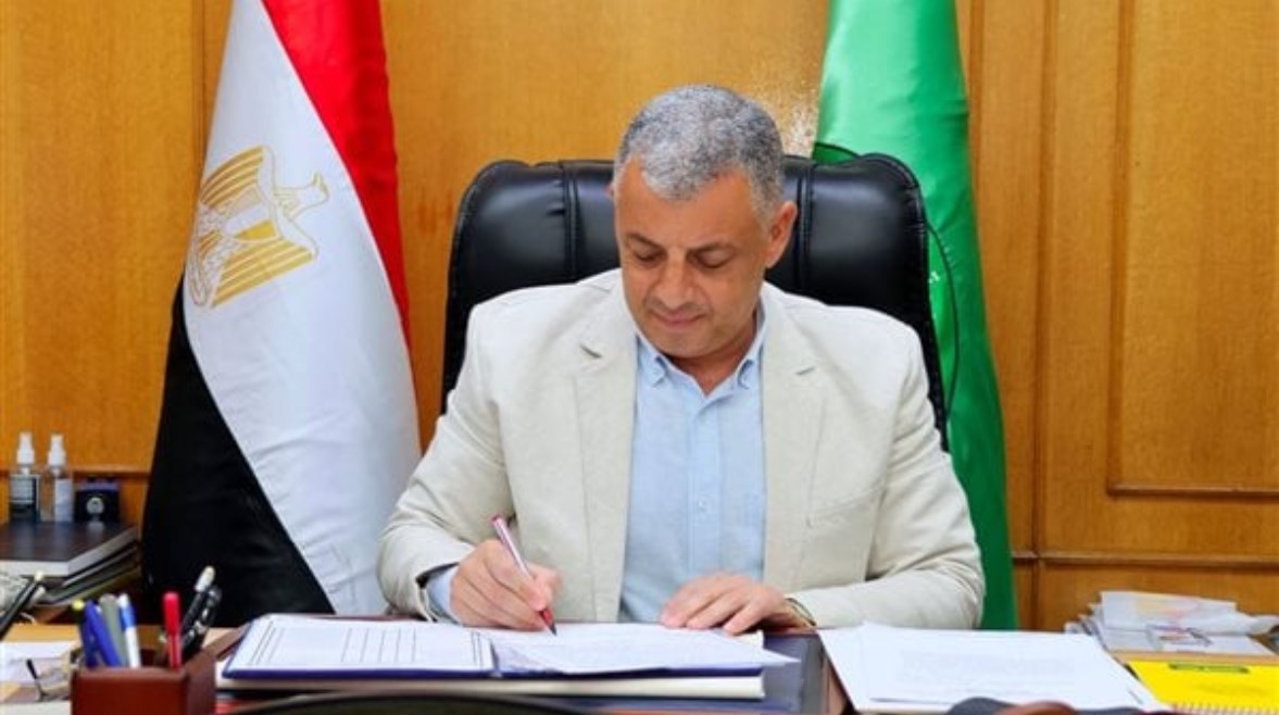 محافظ الإسماعيلية يعتمد نتيجة تنسيق المرحلة الثانية للقبول محافظ الإسماعيلية يعتمد نتيجة تنسيق المرحلة الثانية للقبول