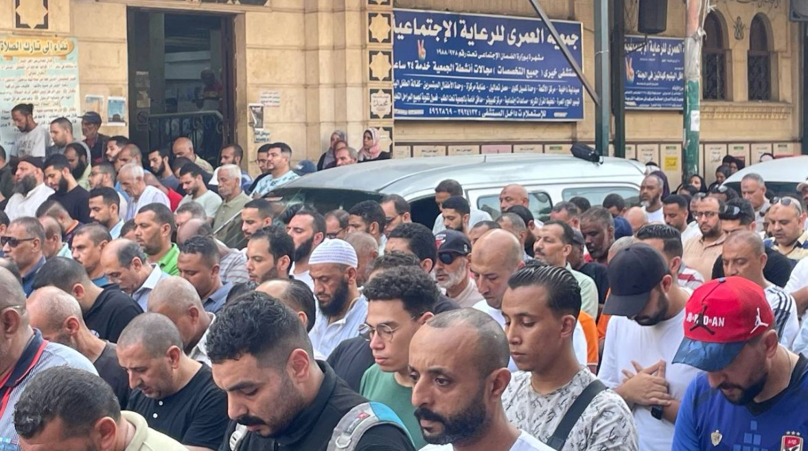 جانب من الجنازة جانب من الجنازة
